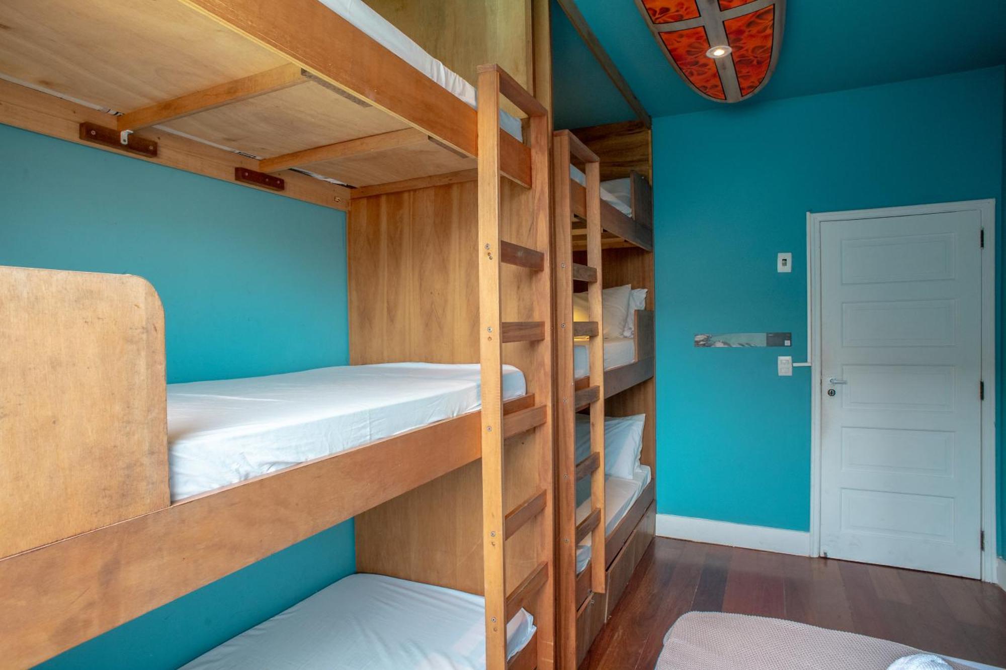 Longboard Paradise Surf Club Hostel